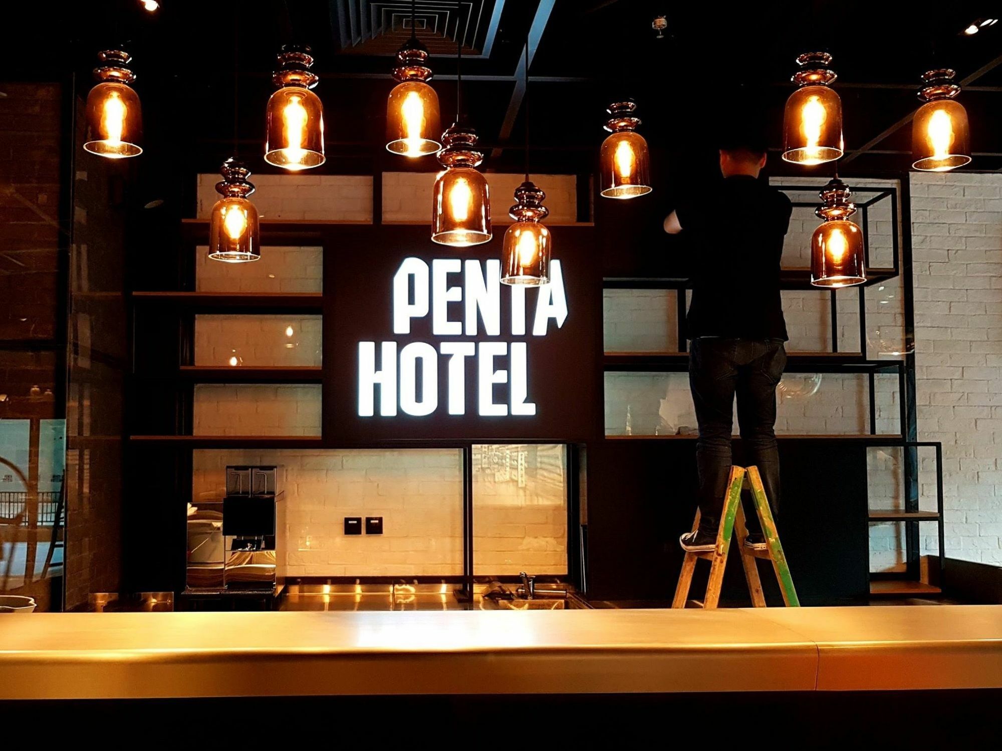 เพนตาโฮเต็ล ฮ่องกง ถุนเหมิน Hotel ภายนอก รูปภาพ